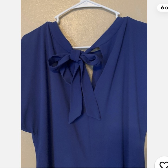 White House Black Market Periwinkle Cold Shoulder Shift Dress size 4 Watch VIDEO - Picture 3 of 3